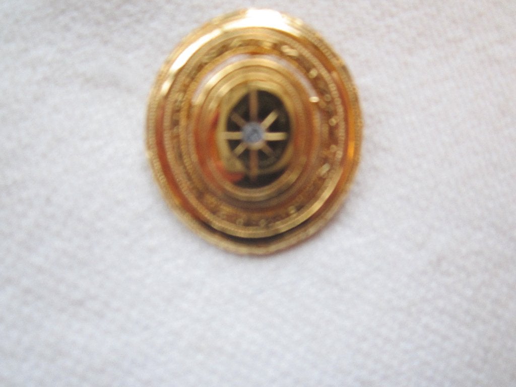46.  Schitterende oude broche/medaillon,  AVON, Sieraden, Tassen en Uiterlijk, Antieke sieraden, Ophalen, Overige materialen, Broche