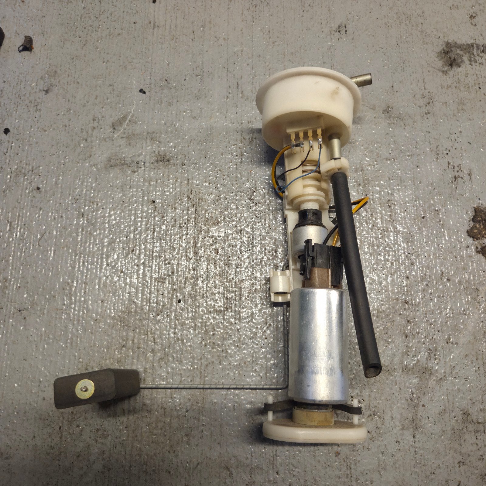 Golf (gti) / Jetta mk2 tankvlotter / brandstofpomp, Auto-onderdelen, Ophalen of Verzenden, Gebruikt