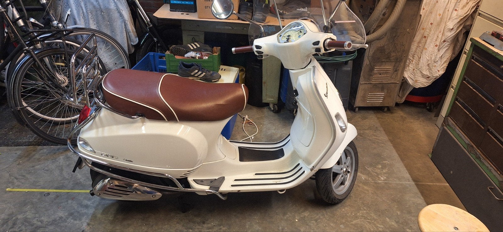 Vespa LX50 4-takt 4-klepper uit 2010 - Loopt goed, Ophalen, Gebruikt, Benzine