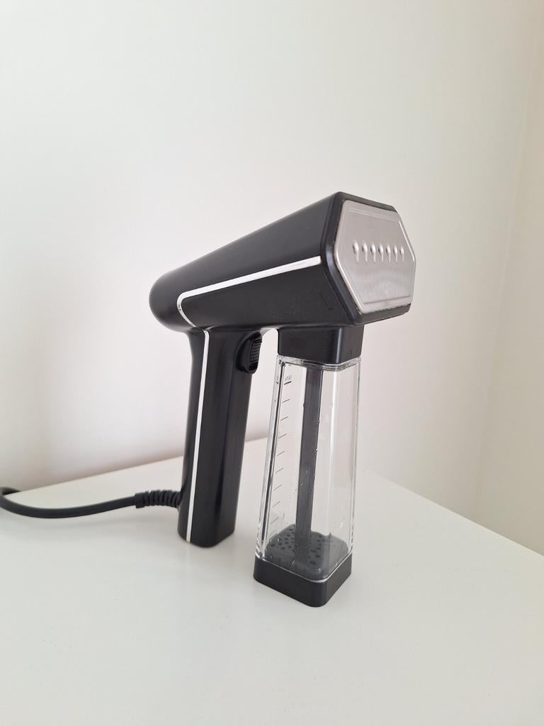 STEAMONE Handstomer, Ophalen of Verzenden, Zo goed als nieuw, Strijkijzer met snoer