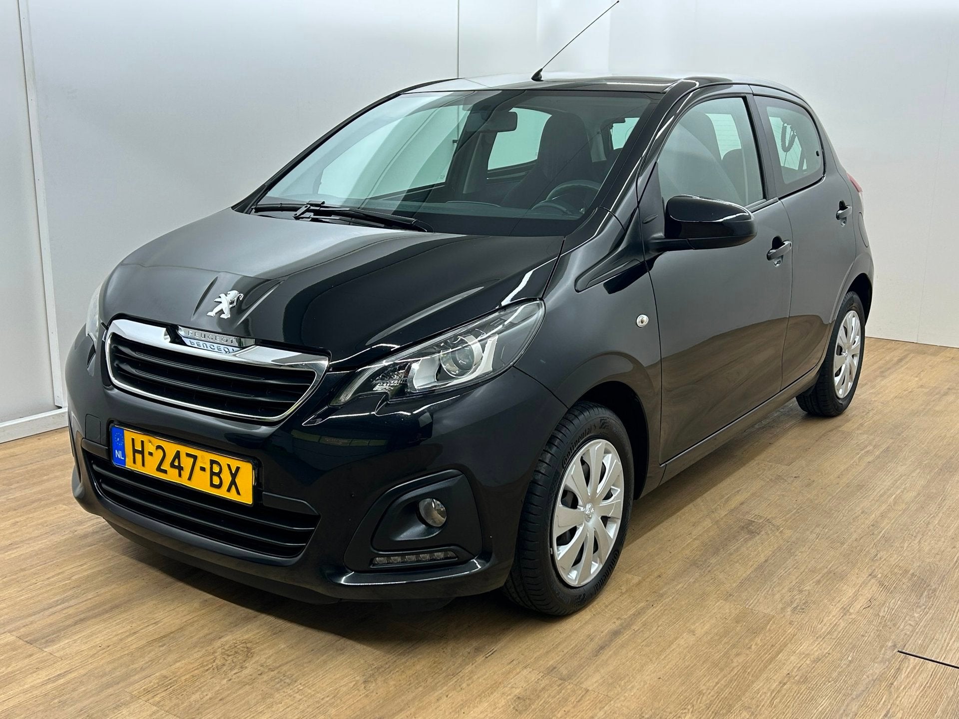 Peugeot 108 Occasion 1.0 e-VTi Active | Zwart | Tweedehands, Voorwielaandrijving, Dealer onderhouden, Gebruikt, 4 stoelen