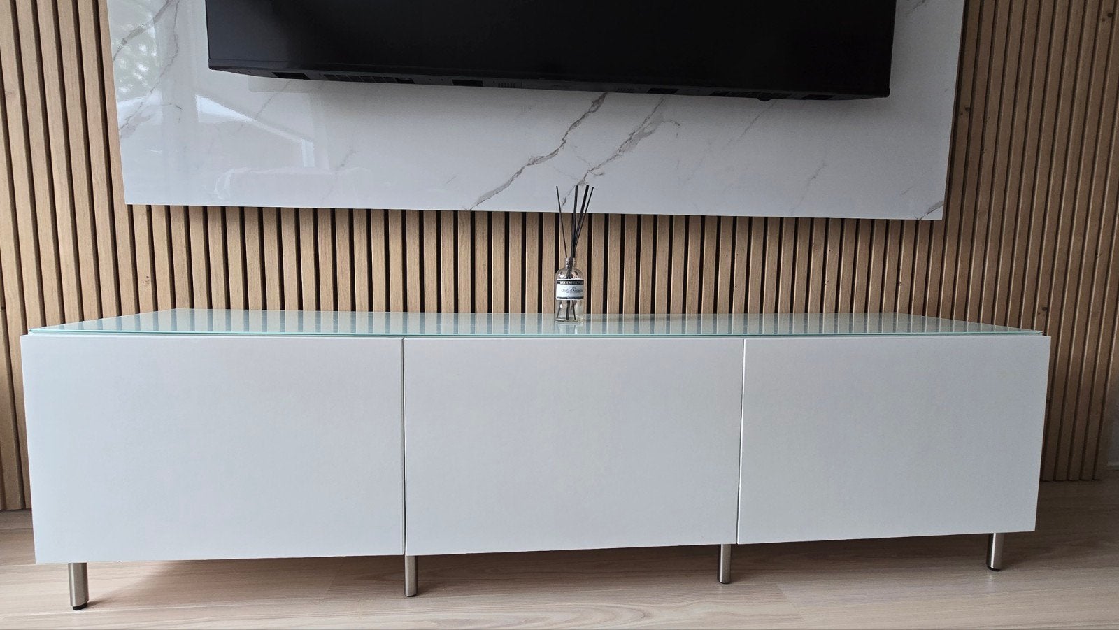 IKEA BESTA TV meubelkast, Huis en Inrichting, Ophalen, Glas, Zo goed als nieuw, 200 cm of meer