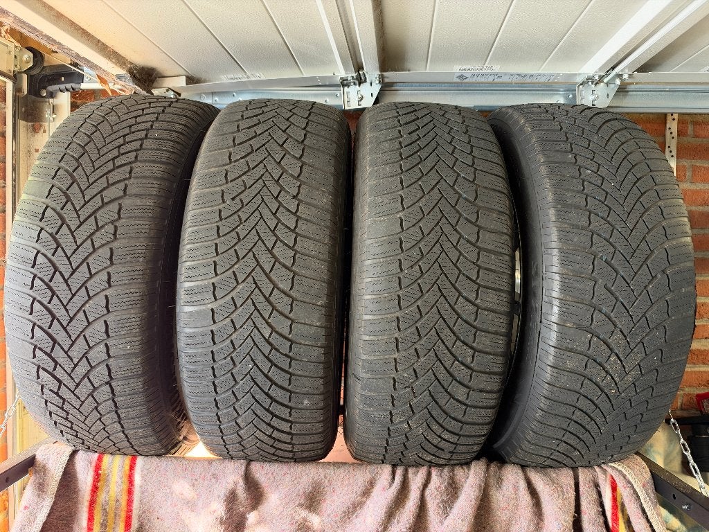 winterbanden Tesla model Y incl velgen (18 inch), Auto-onderdelen, Ophalen, 18 inch, Gebruikt, Banden en Velgen