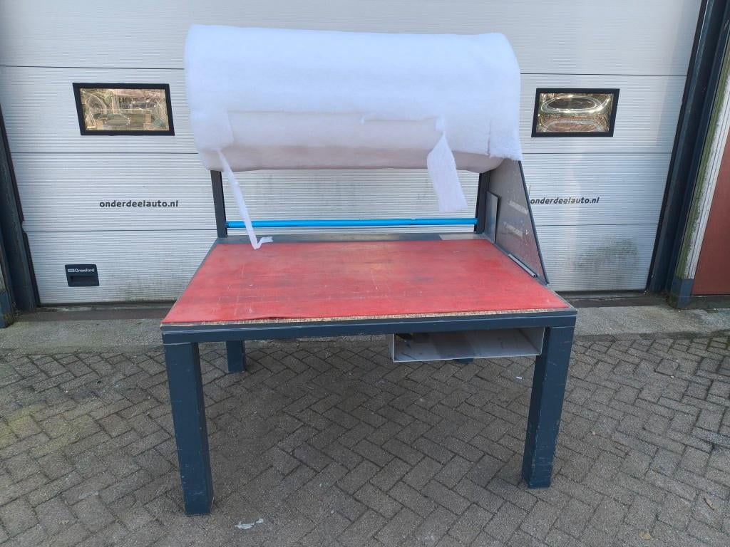 metalen inpaktafel incl. aangebroken rol filterdoek, Ophalen, Gebruikt, Minder dan 5 m², Zeil