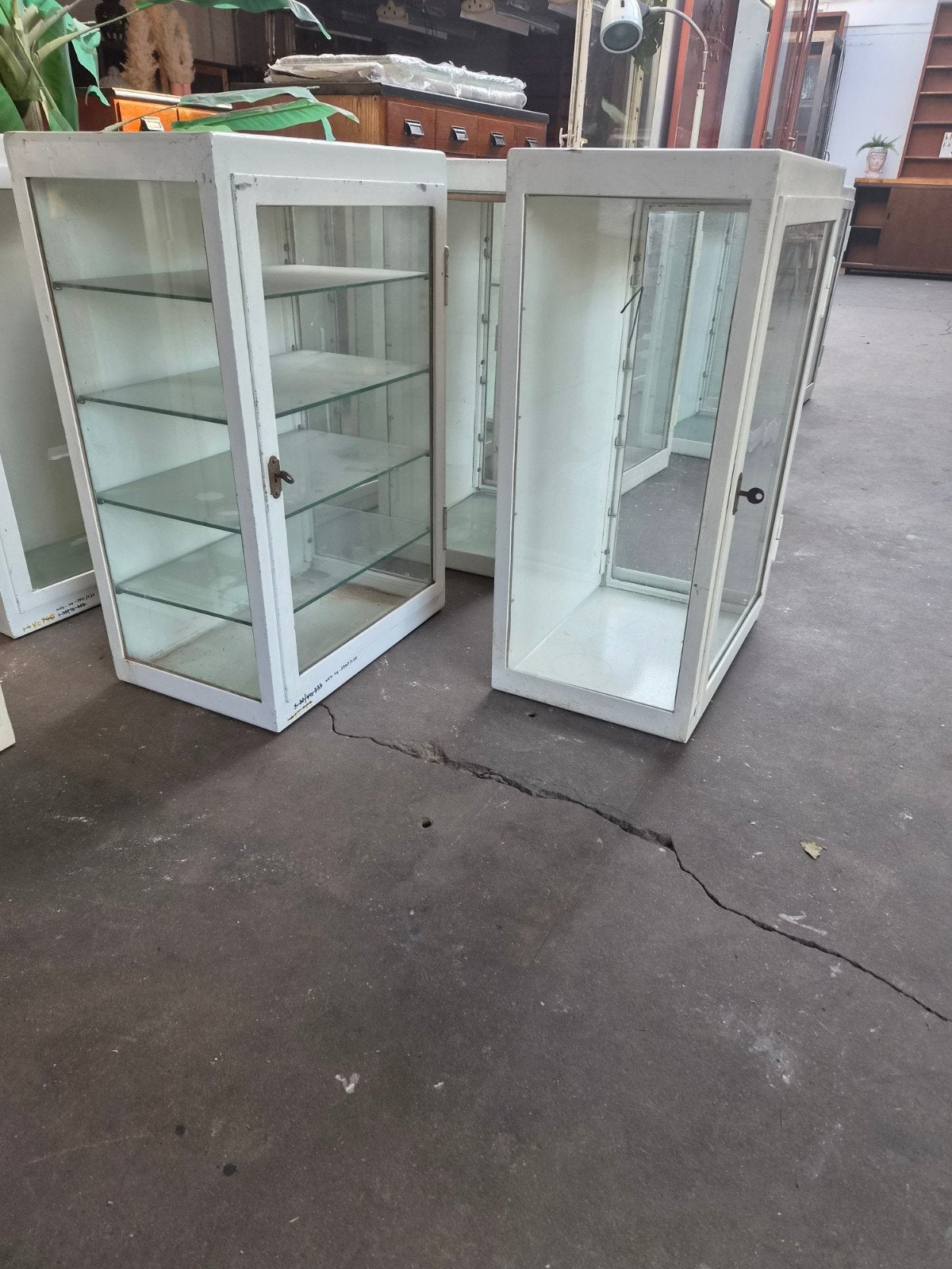 Vintage metalen vitrinekast | apothekerskast | - hangmodel, Ophalen