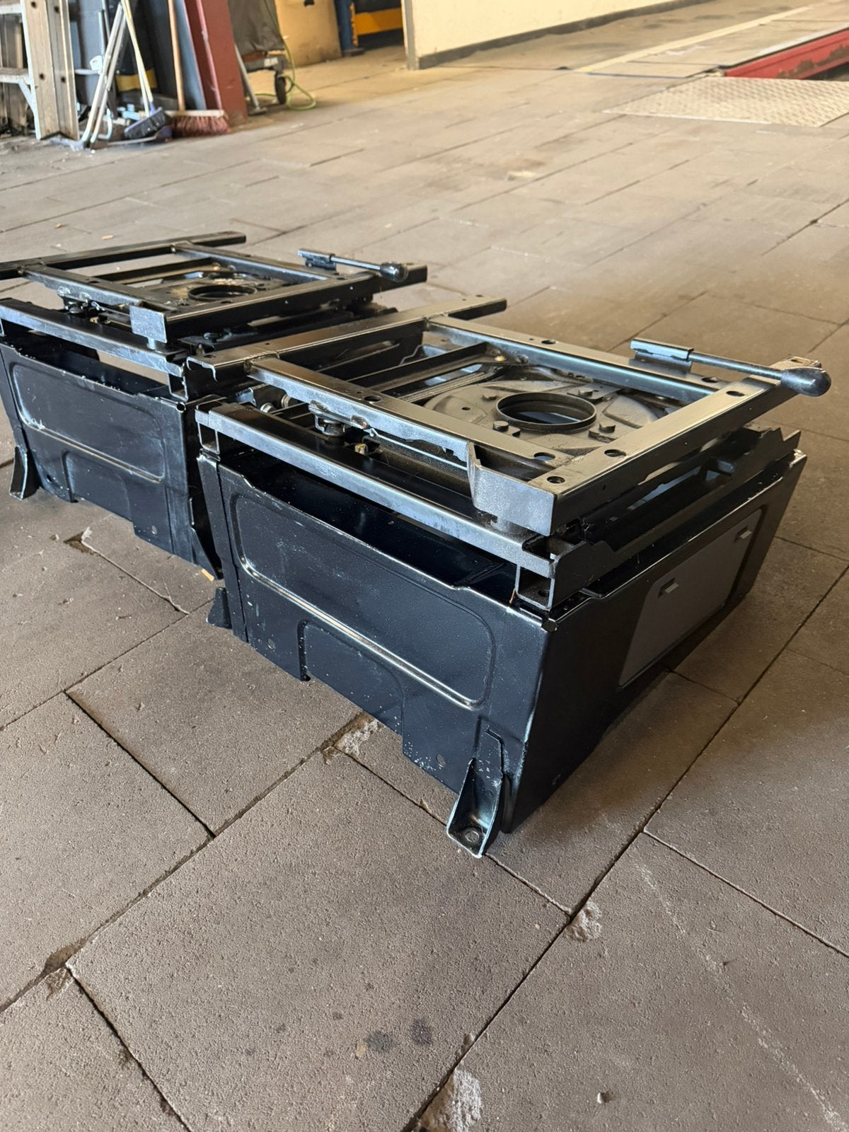 Mercedes sprinter/crafter draai plateau’s, Ophalen, Zo goed als nieuw