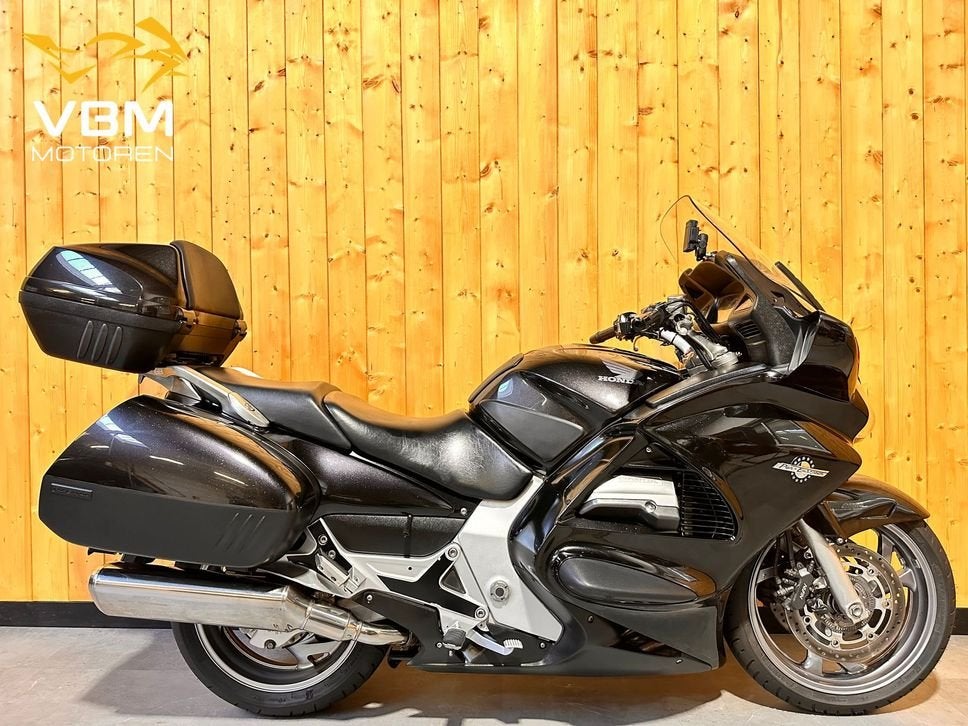 HONDA ST 1300 PAN EUROPEAN C-ABS C ABS ST1300 ST-1300, Motoren, Motoren | Honda, HONDA, 4 cilinders, Motorrijbewijs A, Bedrijf