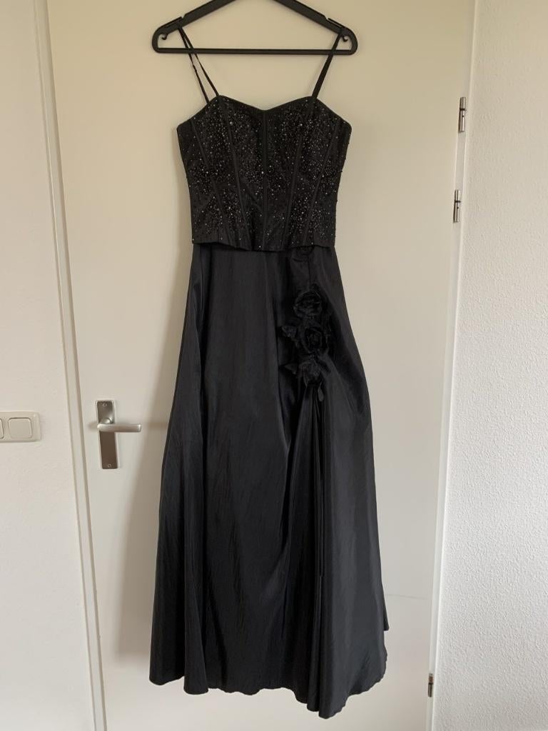 Gala jurk zwart lang, Kleding | Dames, Carnavalskleding en Feestkleding, Ophalen of Verzenden, Kleding, Maat 34 (XS) of kleiner