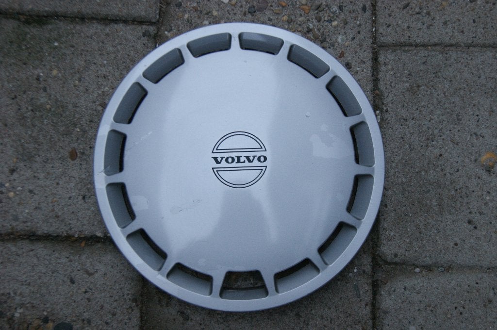 1 losse originele wieldop Volvo 360 GLE 13 inch, Auto diversen, Wieldoppen, Ophalen of Verzenden, Gebruikt