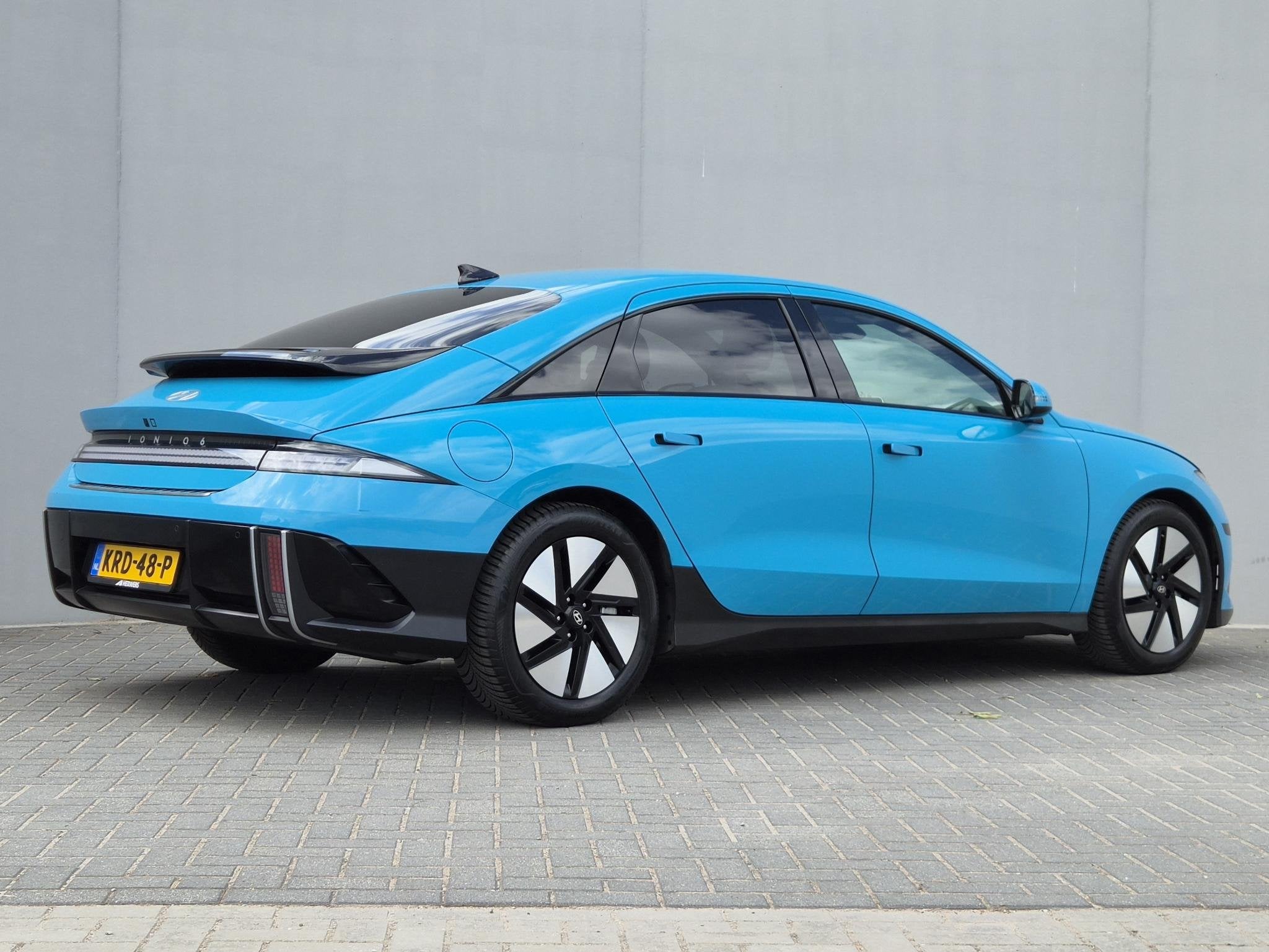 Hyundai IONIQ 6 Connect 53 kWh / SOH 100% / warmtepomp / Dea, Auto's, Hyundai, Automaat, Dealer onderhouden, Gebruikt, 750 kg