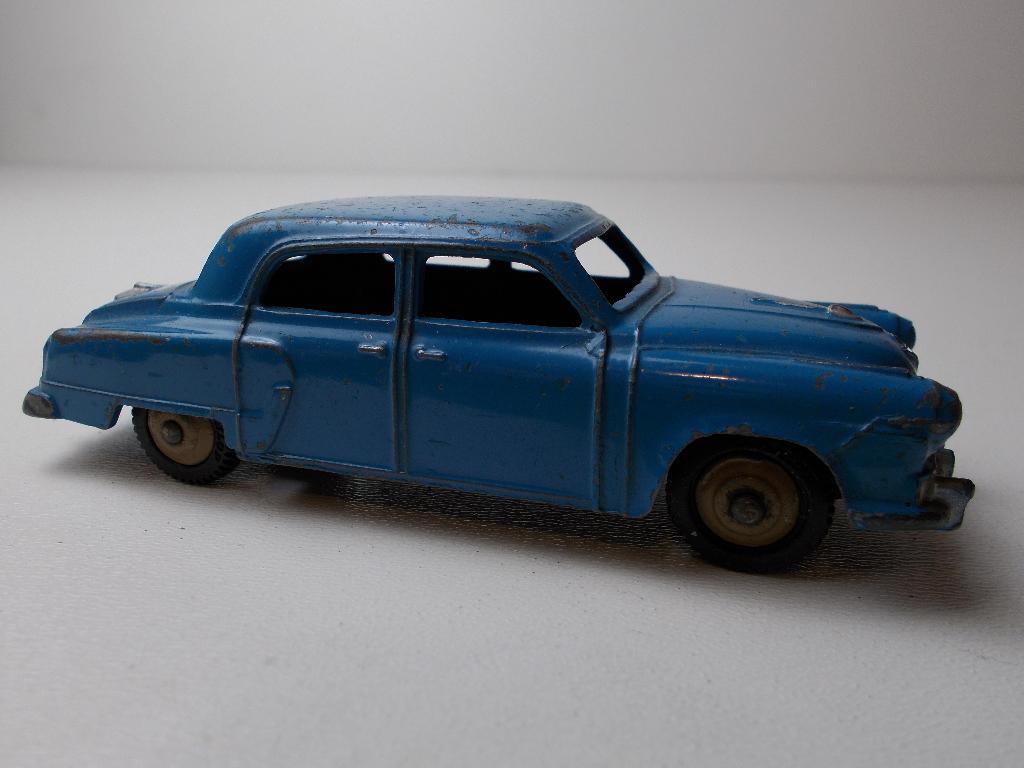 1955 Dinky Toys 172 STUDEBAKER LAND CRUISER (BLUE) -B-, Ophalen of Verzenden, Gebruikt, Auto, Dinky Toys