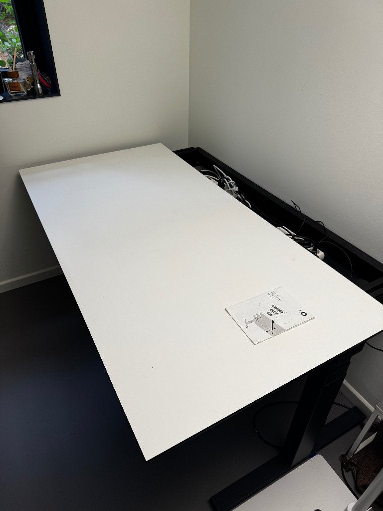 Zit-sta buro van Zwitserse professionele kwaliteit 80x160, Ophalen, Zit-sta bureau, 160 cm, Metaal