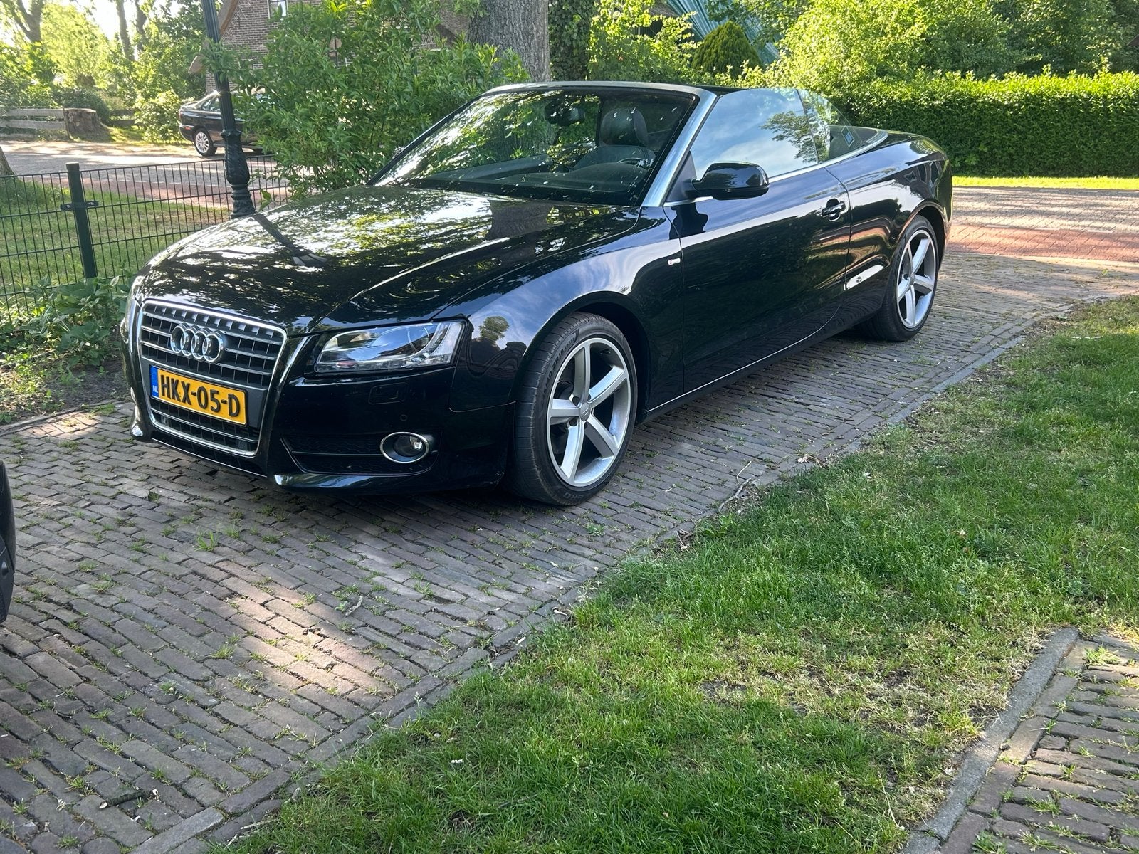 Audi A5 2.0 Tfsi 132KW Cabrio Multitr. 2010 Zwart, 4 cilinders, Zwart, 14 km/l, Particulier