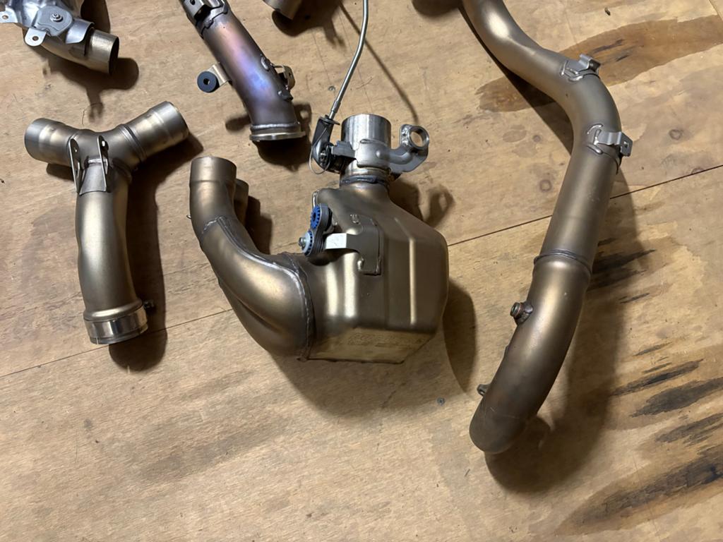 Compleet uitlaatsysteem Ducati Hypermotard 950 - Nieuw, Ophalen, Nieuw