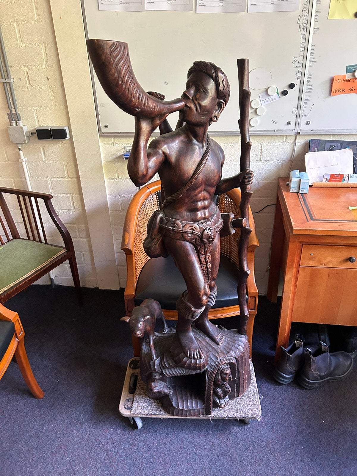 Groot vintage Filipijns Igorot  jager, Bruin, Handgemaakt, Overige herkomsten, Beeld
