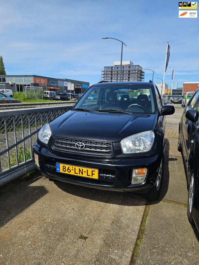 Toyota RAV4 1.8-16V VVT-i Luna GARANTIE, Auto's, Toyota, Voorwielaandrijving, Gebruikt, 4 cilinders, Bedrijf