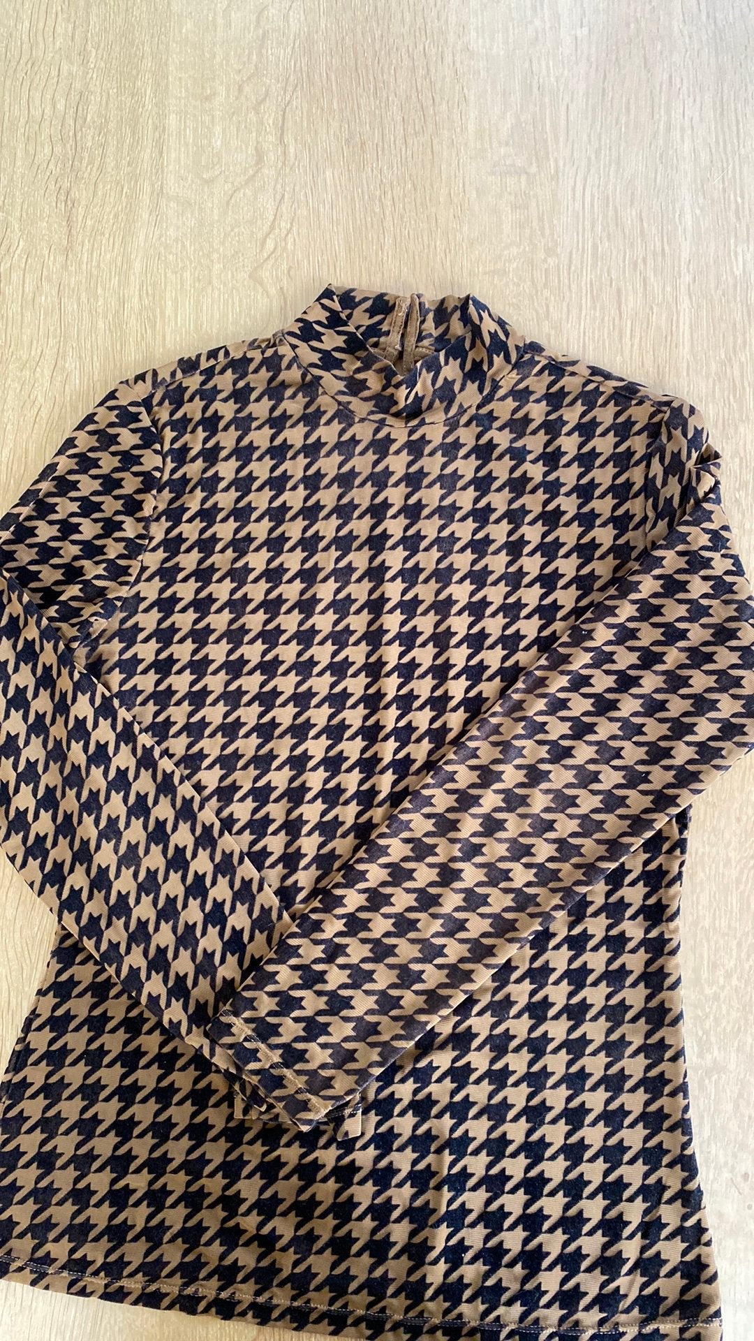 Mooi truitje lange mouw Vila m, Kleding | Dames, Ophalen of Verzenden, Gedragen, Maat 38/40 (M), Bruin