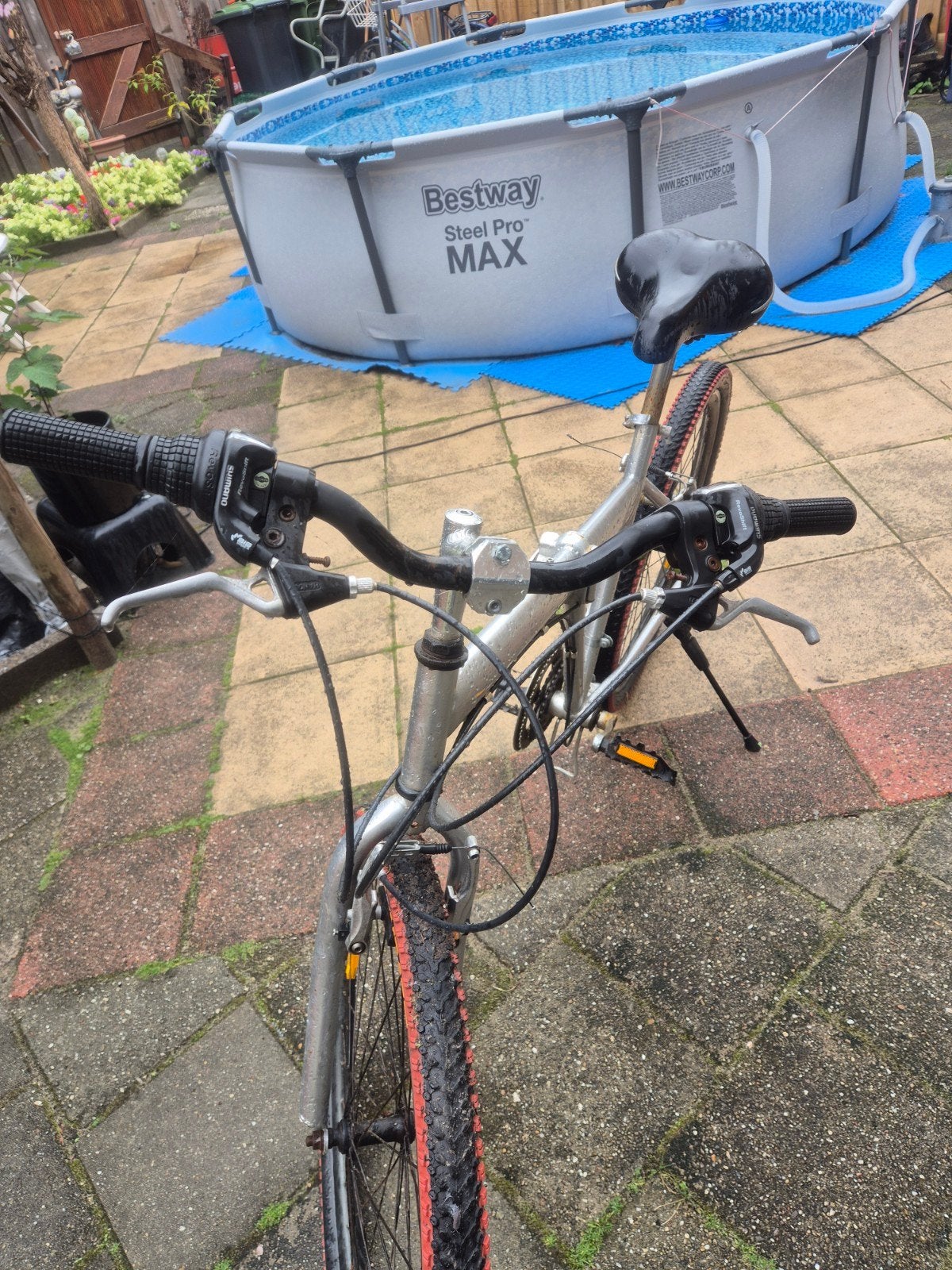 Opvouwbare fiets met rode banden, Overige merken, 20 inch of meer, Gebruikt, Velgrem