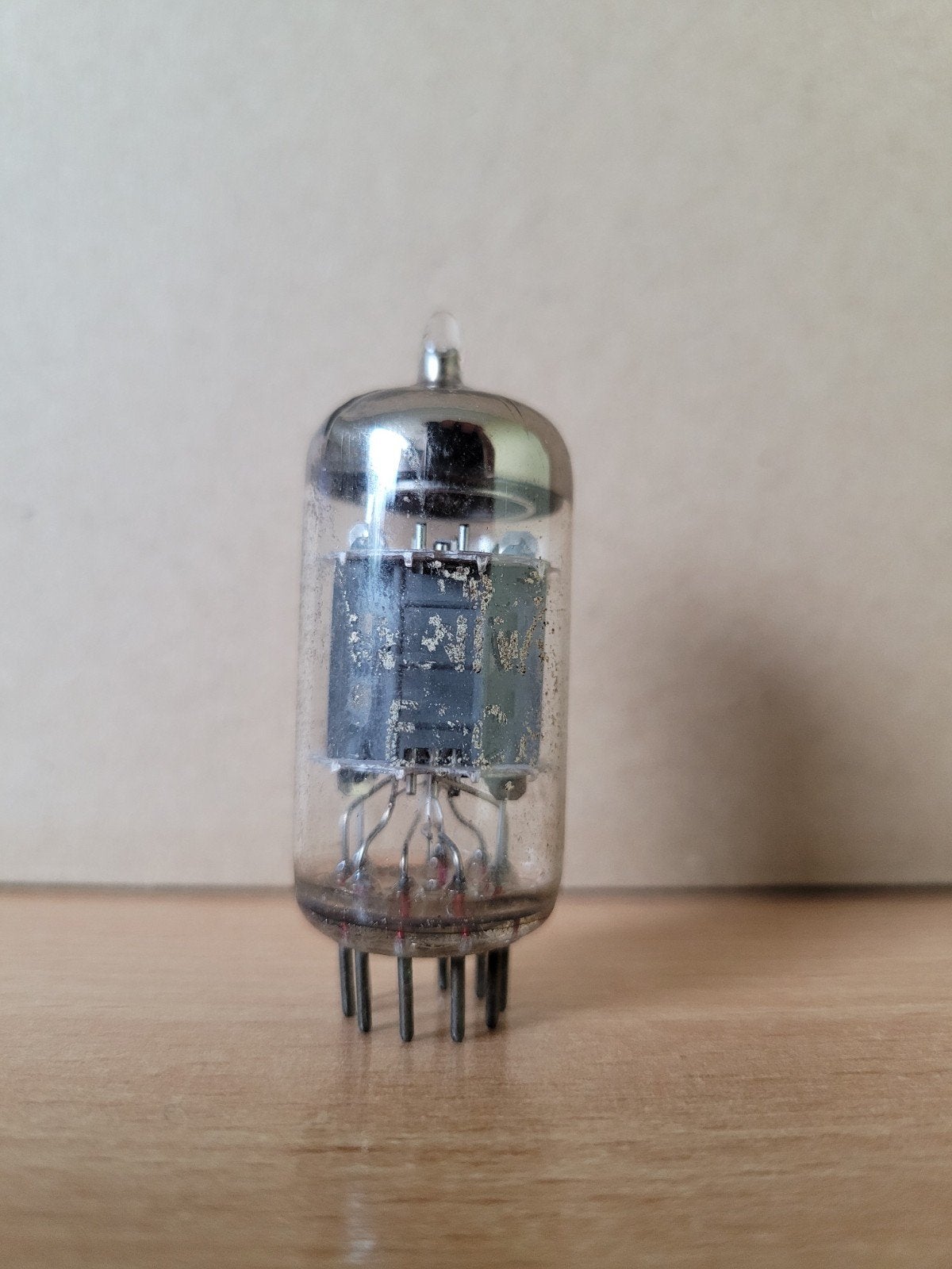 ECC82 buis Philips miniwatt, Ophalen of Verzenden