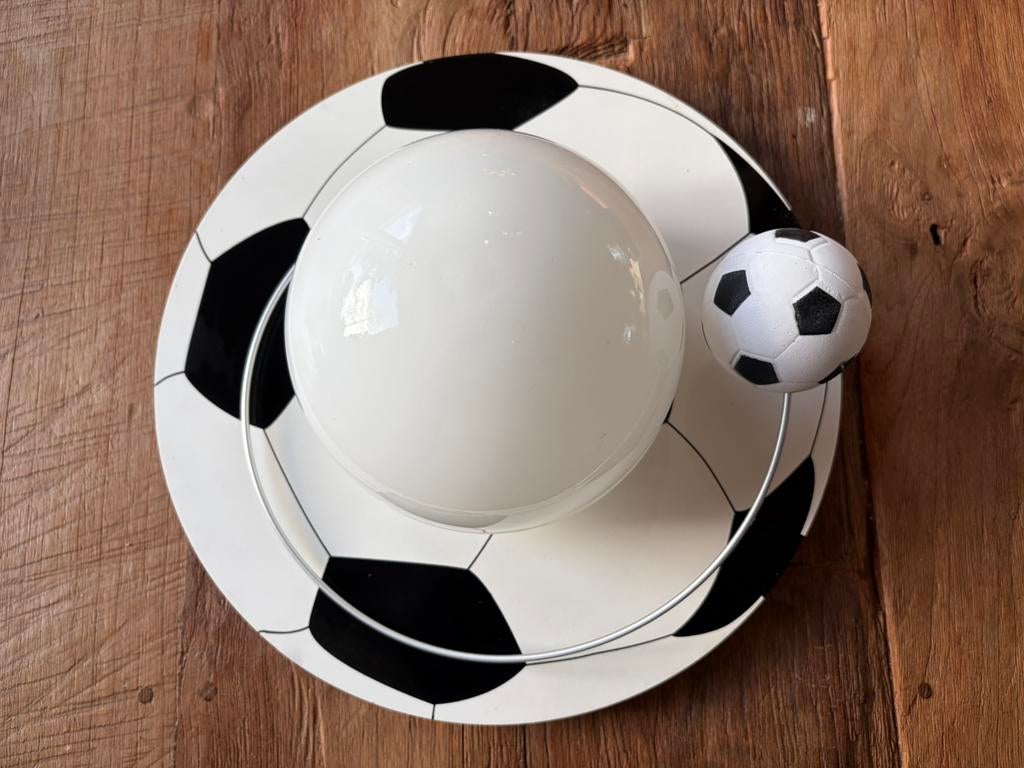 Leuke voetbal lamp, Huis en Inrichting, Ophalen of Verzenden, Zo goed als nieuw