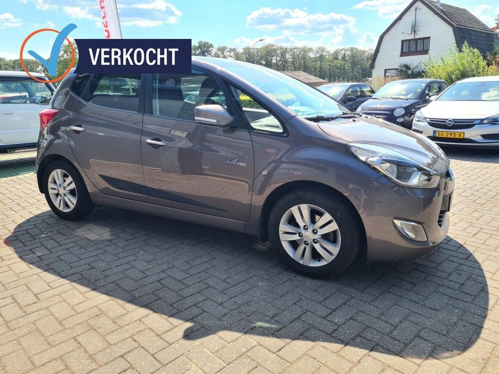 Hyundai ix20 1.4i i-Vision Pano Trekhaak (bj 2012), Auto's, Euro 5, Gebruikt, 4 cilinders, 1153 kg