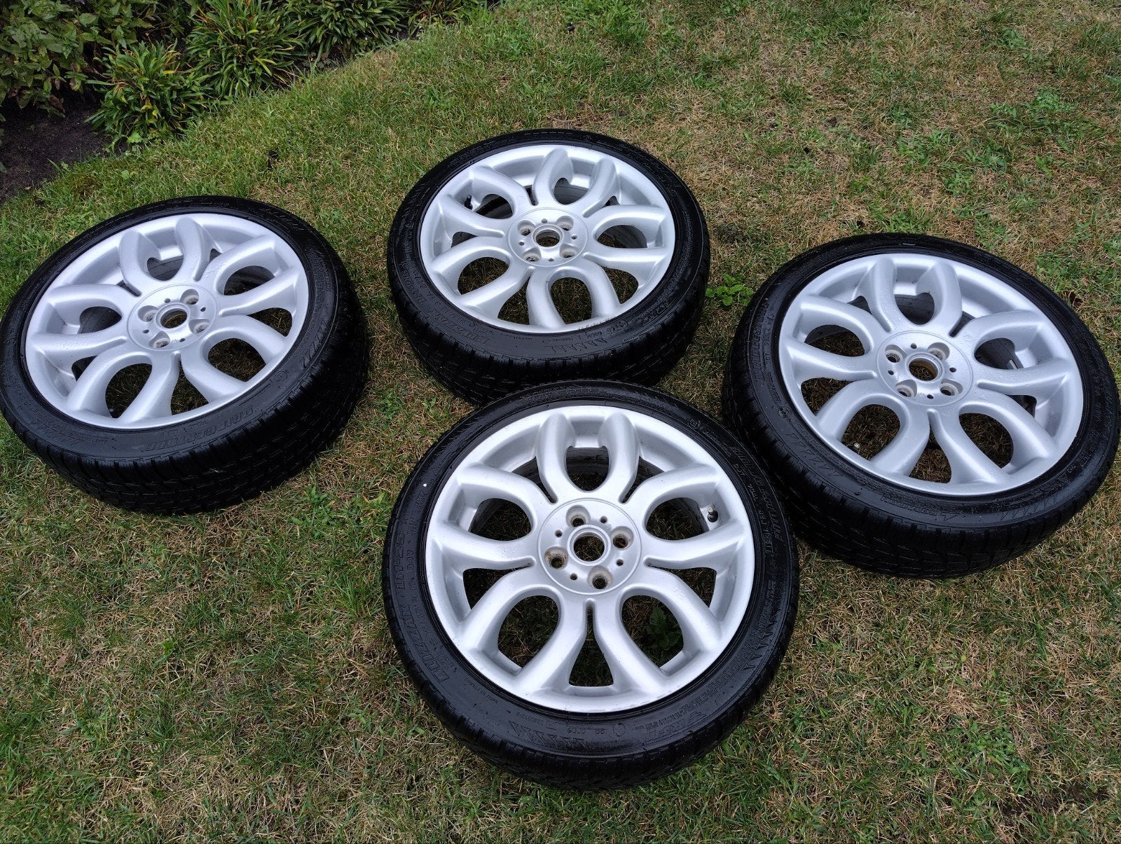 Mini 17" Flame Spoke R97 velgen met Bridgestone winterbanden, Auto-onderdelen, Banden en Velgen, Ophalen, Gebruikt, Banden en Velgen