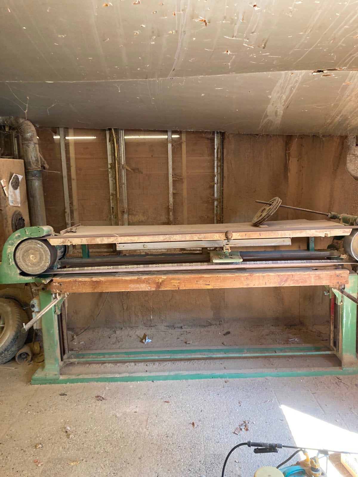 Professionele langband schuurmachine, Ophalen