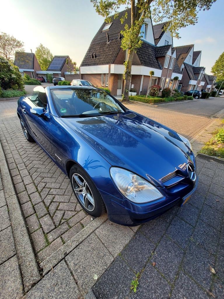 Mercedes-Benz SLK 1.8 Slk200 Kompr Roadster 2006 Blauw, Auto's, Mercedes-Benz, Zwart, 4 cilinders, Blauw, 1796 cc