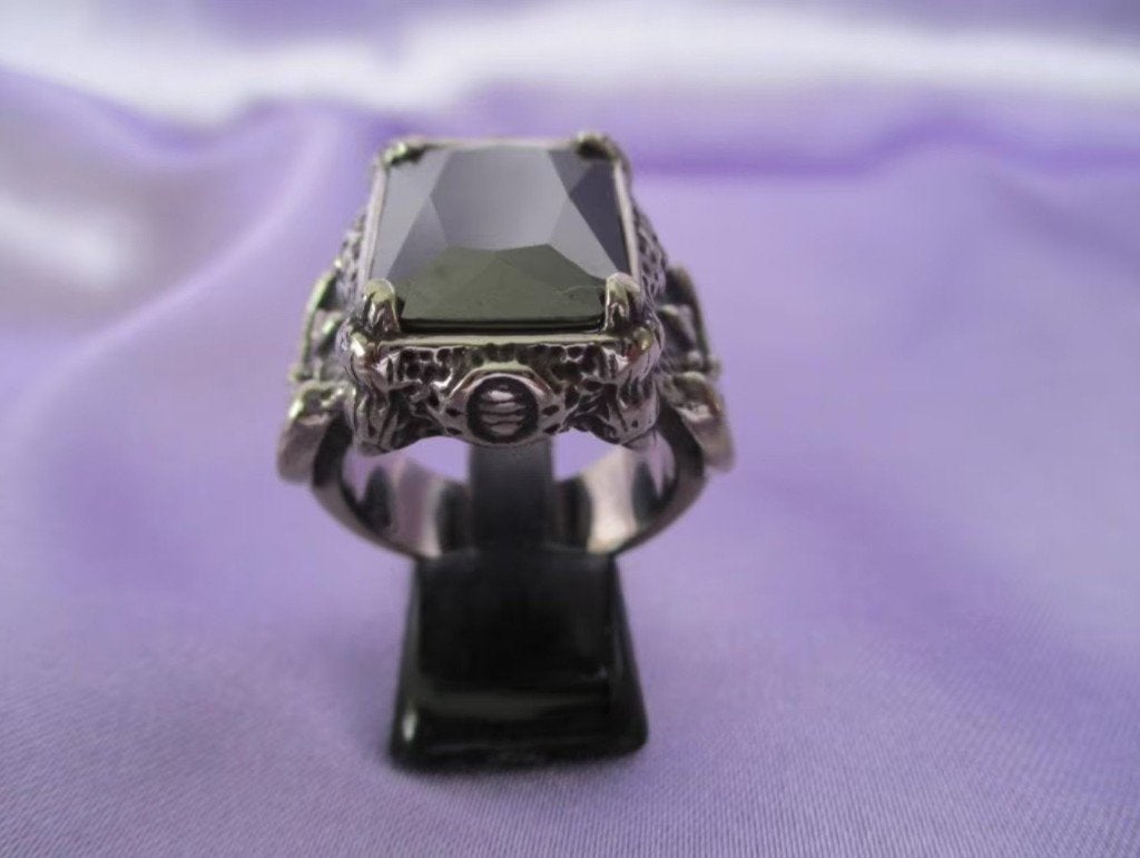 Vintage look Black cubic zirconia Crown ring, 20 of groter, Heer, Nieuw, Met edelsteen