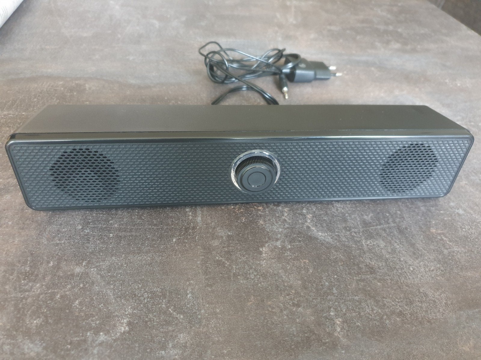 Computerluidspreker, soundbar

350T Bedrade Computerluidspre, Ophalen of Verzenden