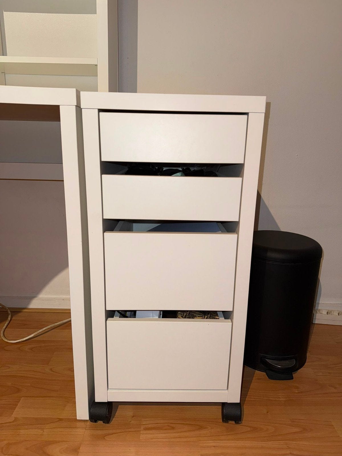 IKEA Alex ladeblok op wielen - wit, Ophalen, Minder dan 50 cm, Modern, functioneel, Zo goed als nieuw