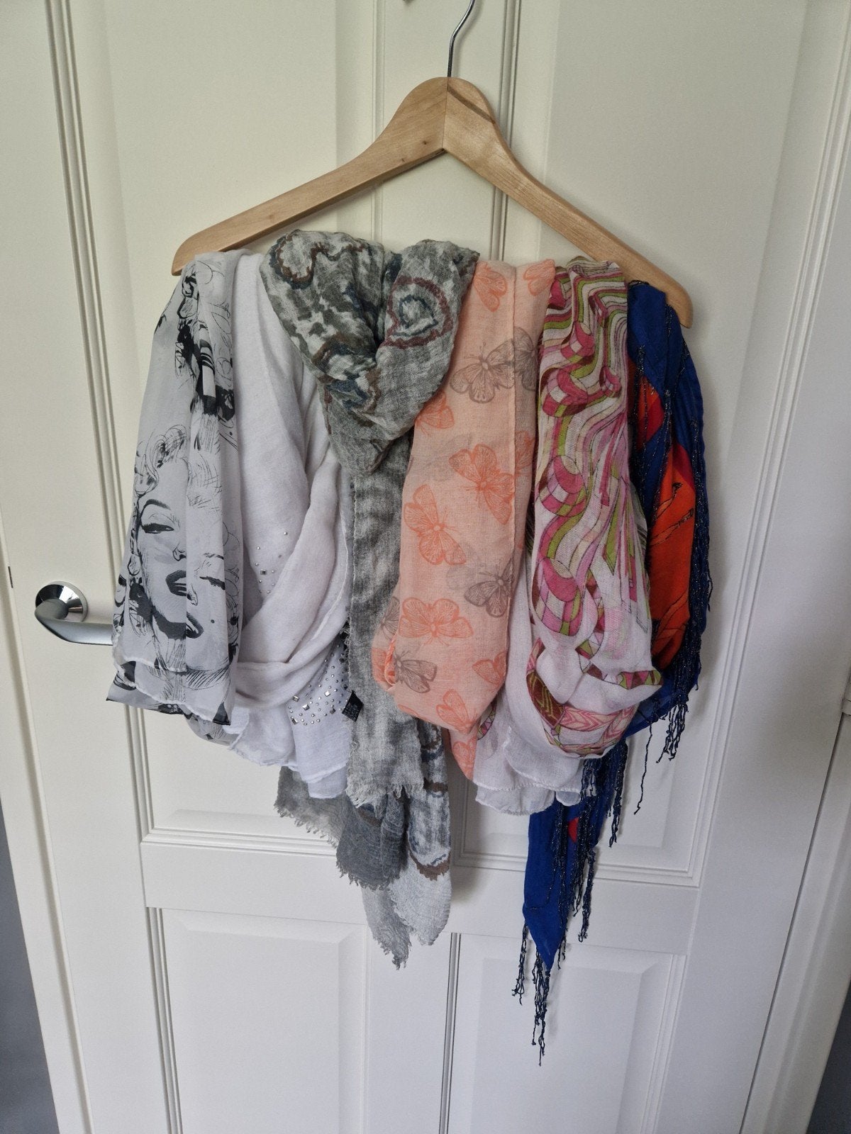 Diverse sjaals en pashmina's - Verschillende stijlen, Maat 38/40 (M), Diverse merken, Ophalen of Verzenden, Sjaal