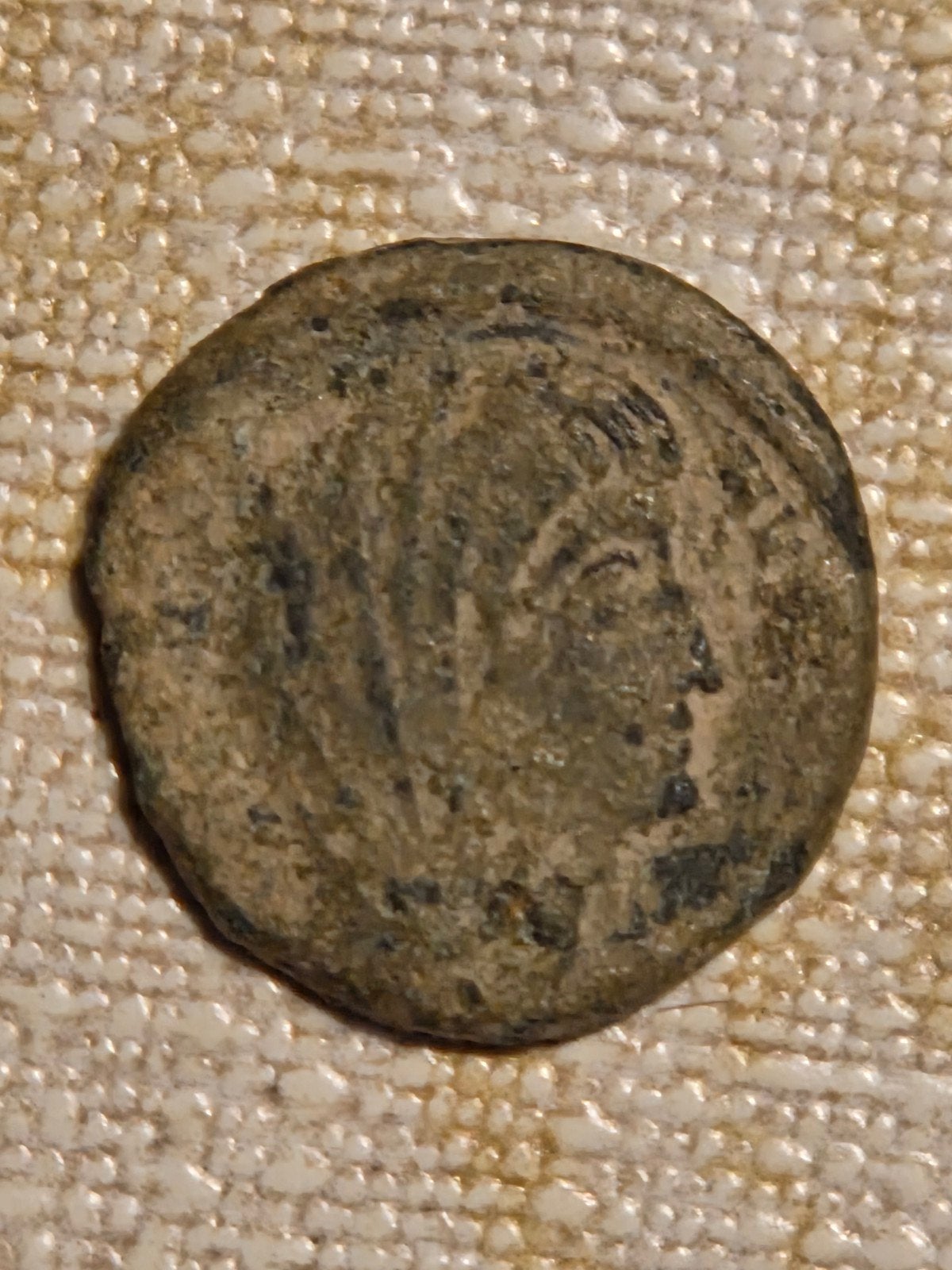 Oude Romeinse Munt - Bronzen Follis, Ophalen of Verzenden, Losse munt