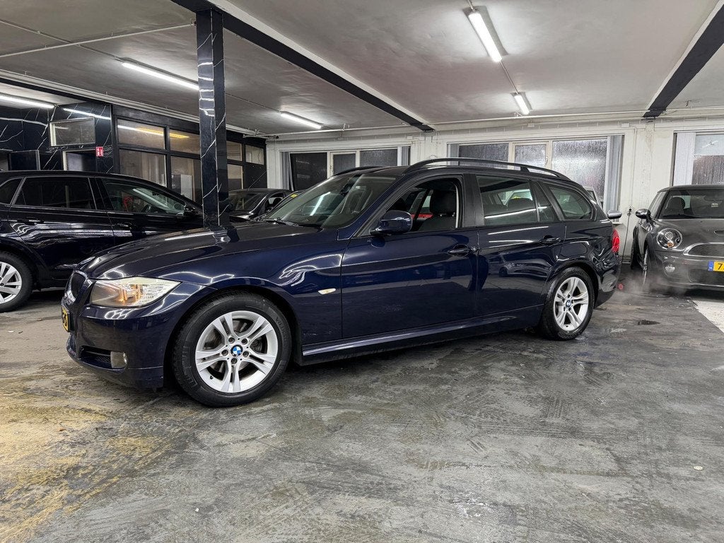 BMW 3-serie Touring 318i Business Line Automaat/Navi, Automaat, Origineel Nederlands, Onderhoudsboekje, 695 kg