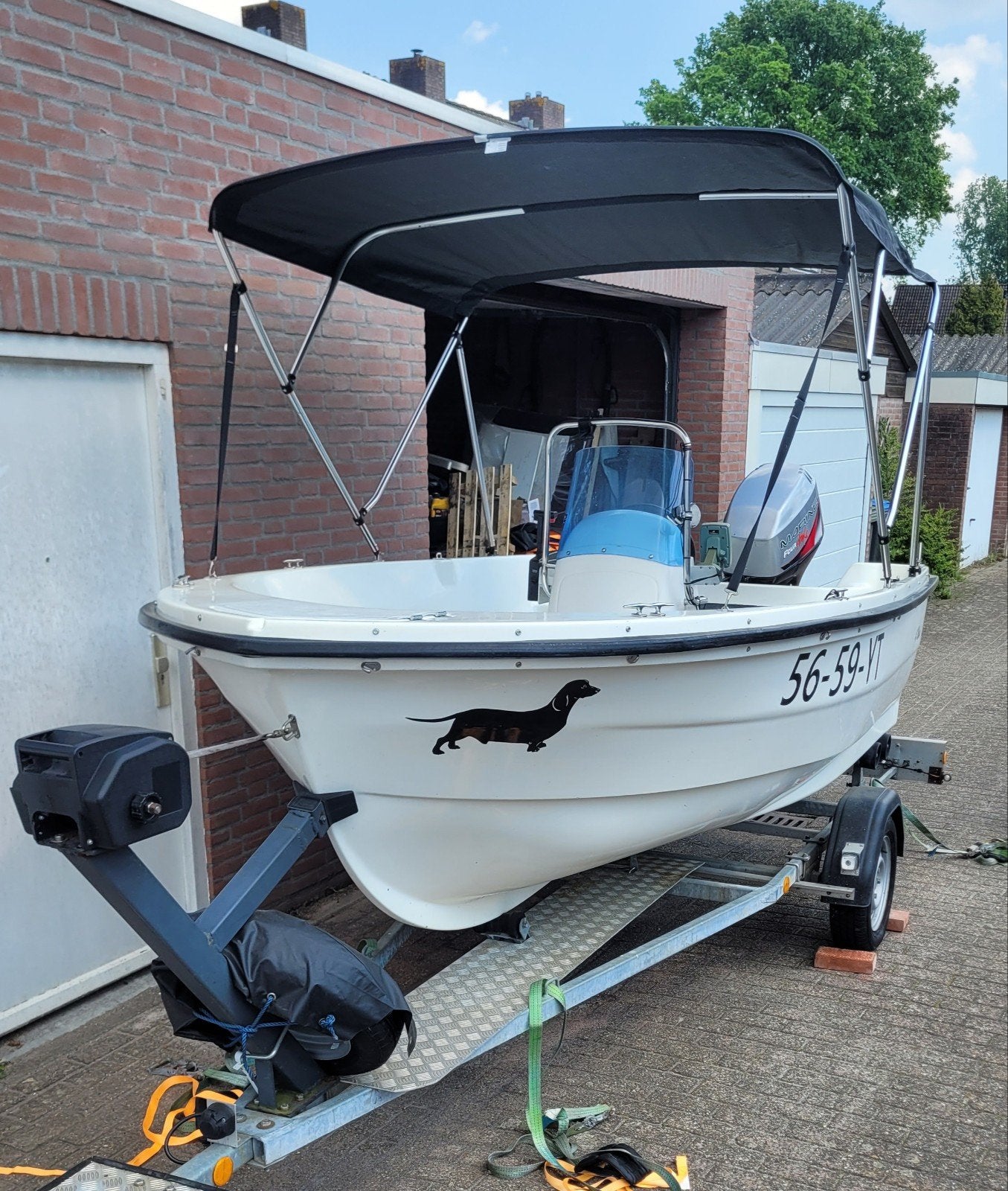 Reful 4 Wind boot met trailer en motor., Polyester, Benzine, Ophalen, Biminitop