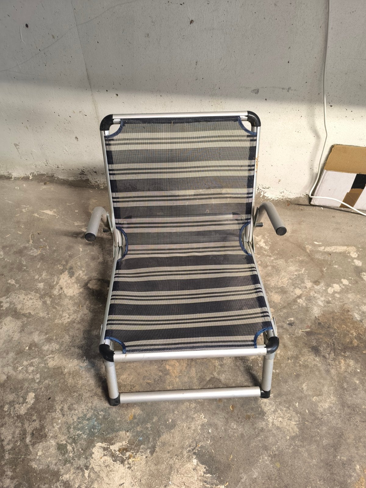 Lichtgewicht aluminium campingstoel - ideaal voor vissen, Ophalen, Gebruikt, Campingstoel