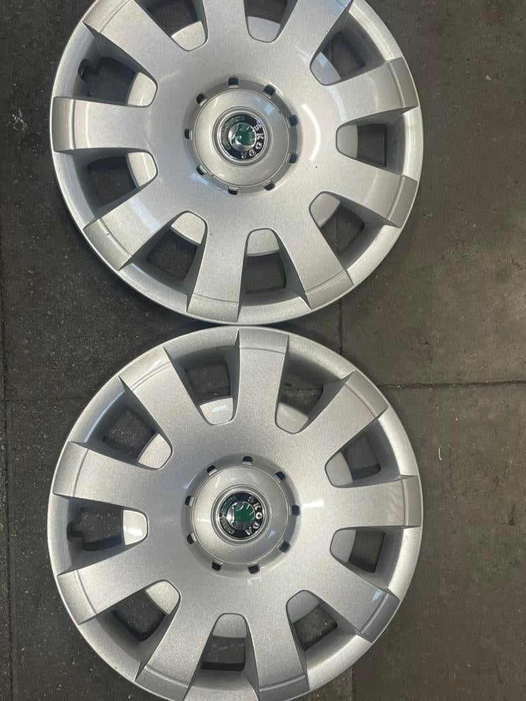 Wieldoppen 16 inch orgineel, Ophalen, Zo goed als nieuw