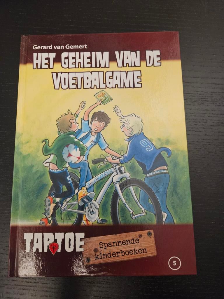 Het Geheim van de Voetbalgame - Gerard van Gemert, Boeken, Ophalen of Verzenden, Nieuw, Gerard van Gemert, Fictie algemeen