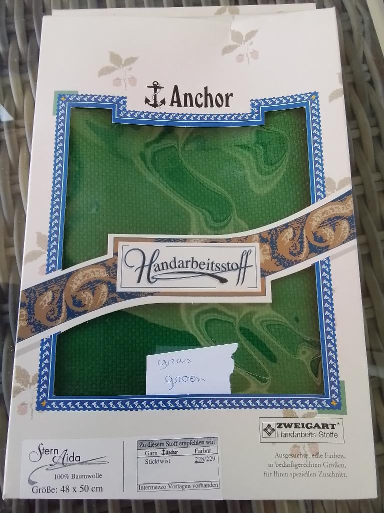 Groen / gras aida borduurstof van zweigart, Hobby en Vrije tijd, Ophalen of Verzenden, Zo goed als nieuw, Handborduren, Patroon