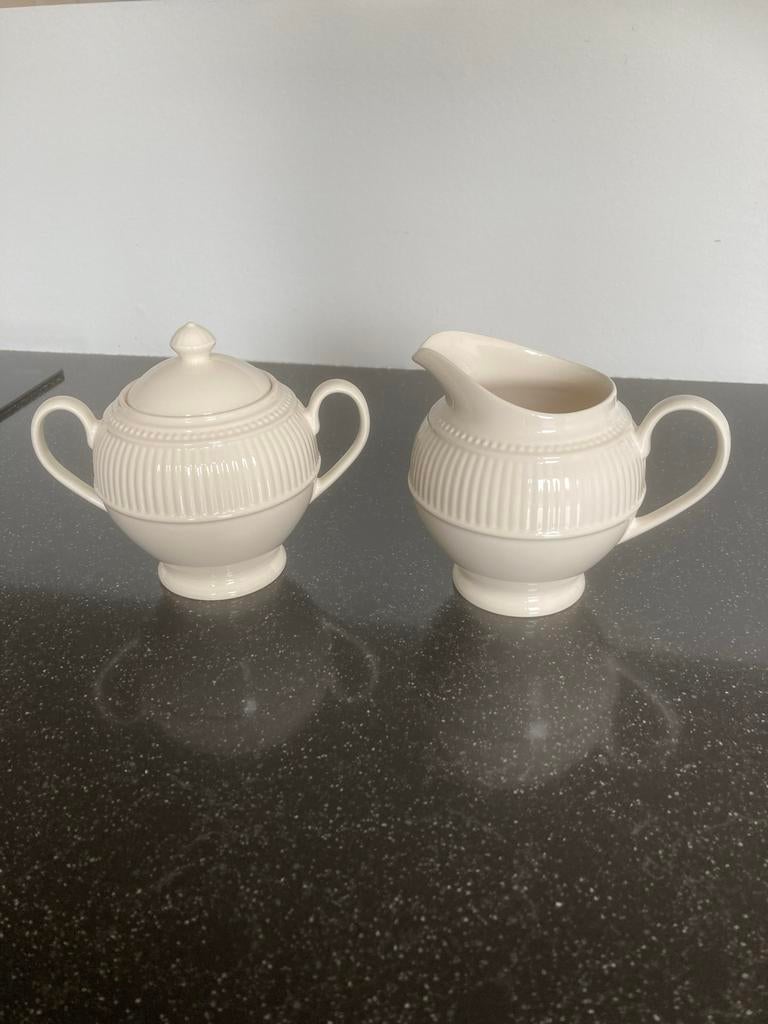 Wedgwood Windsor Roomstel - Suikerpot & Melkkan Puntgaaf, Huis en Inrichting, Keuken | Servies, Ophalen of Verzenden