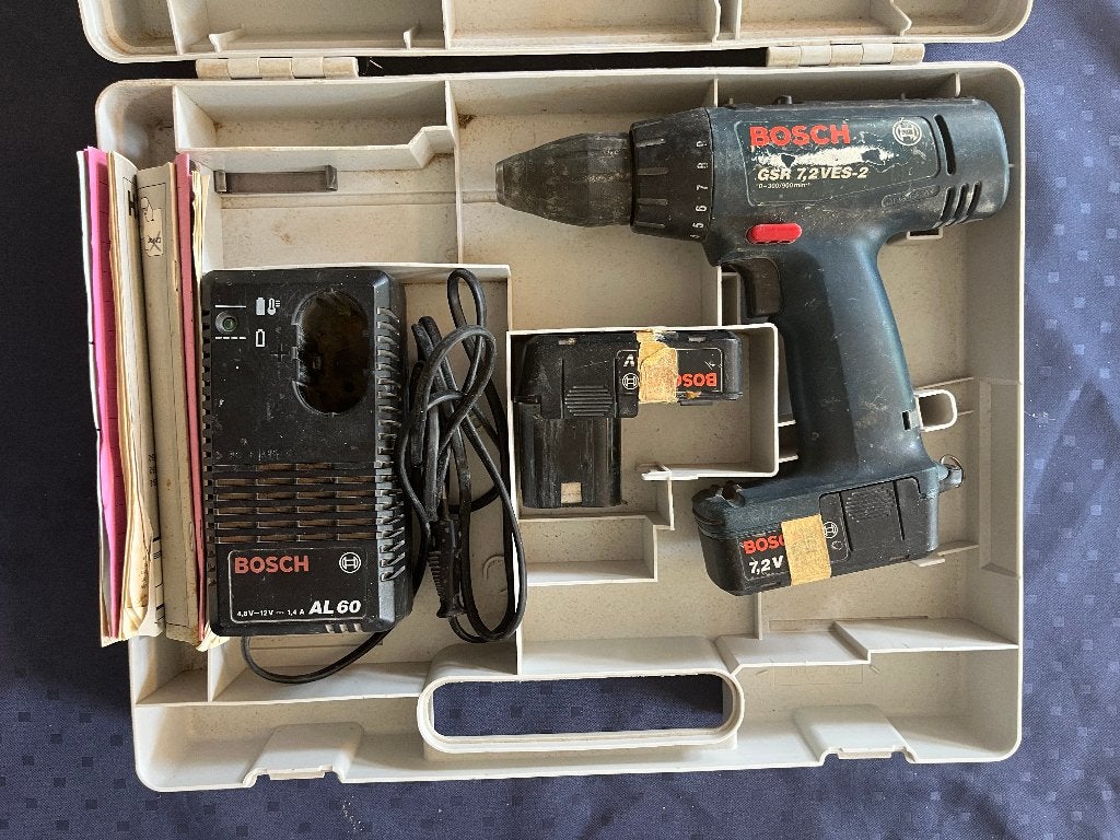 Bosch blauw schroefboor GSR 7,2 VES-2, Doe-het-zelf en Verbouw, Gereedschap | Boormachines, Ophalen, Gebruikt, Variabele snelheid