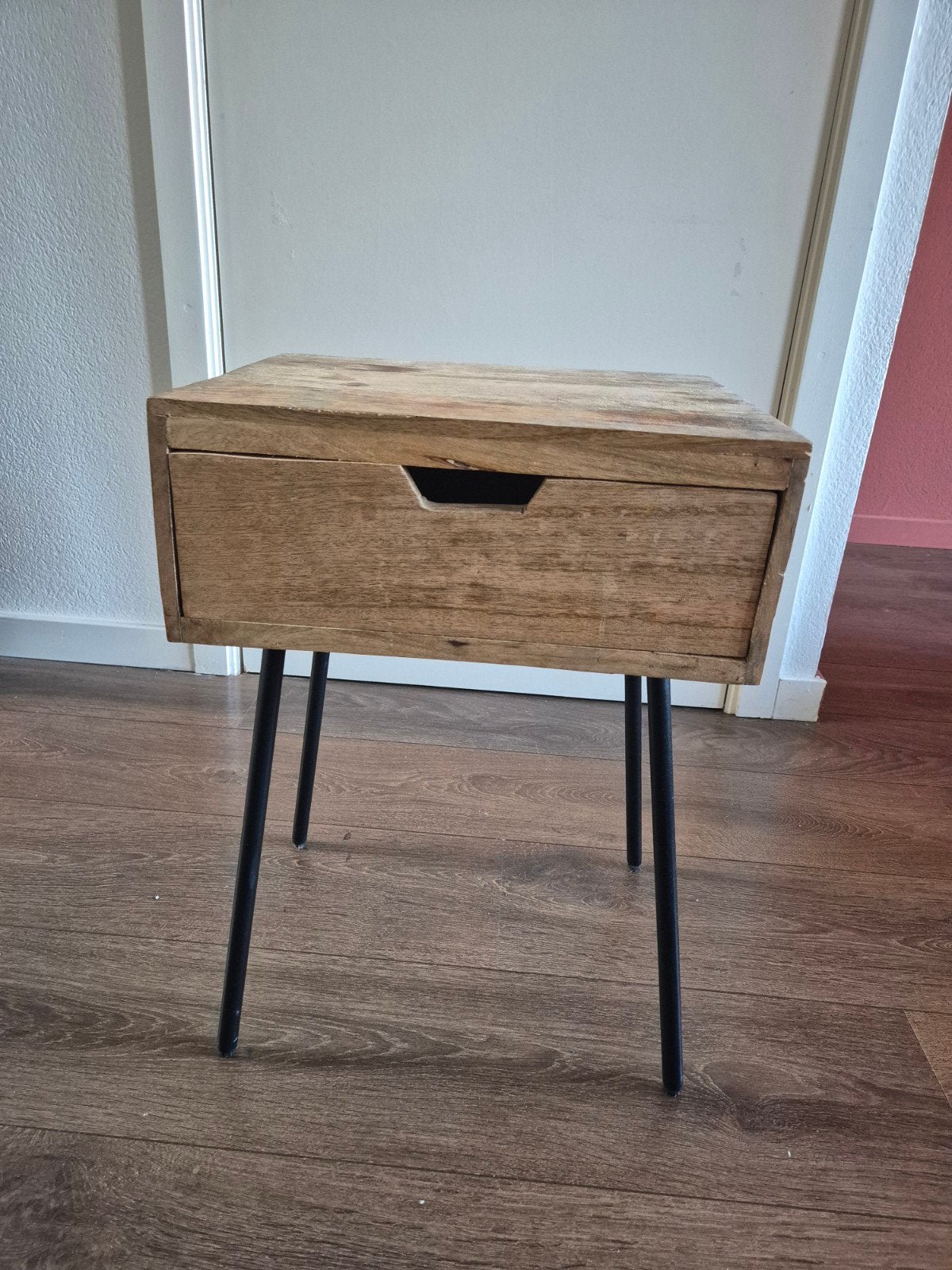 Nachtkastje, Ophalen, Minder dan 45 cm, Minder dan 55 cm