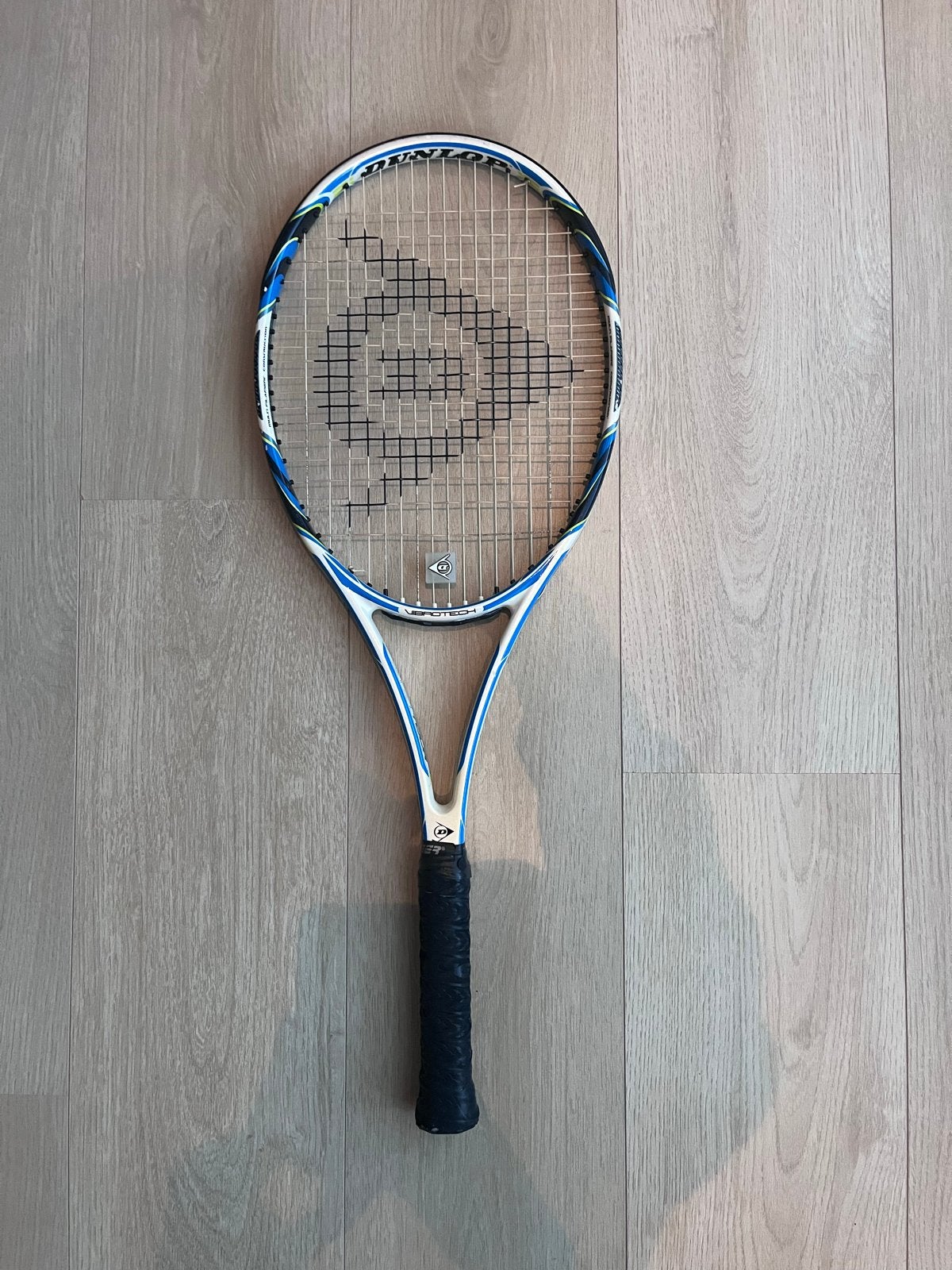 Dunlop G-Force Tour Tennisracket 270 gram, Ophalen of Verzenden, Gebruikt, Racket, Dunlop