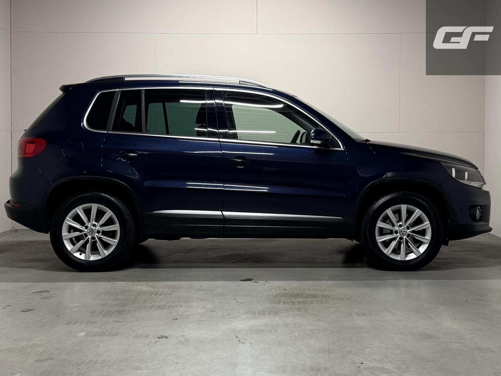 Volkswagen Tiguan 2.0 TSI Sport&Style 4Motion DSG Clima Crui, Auto's, Automaat, Euro 5, Gebruikt, Zwart