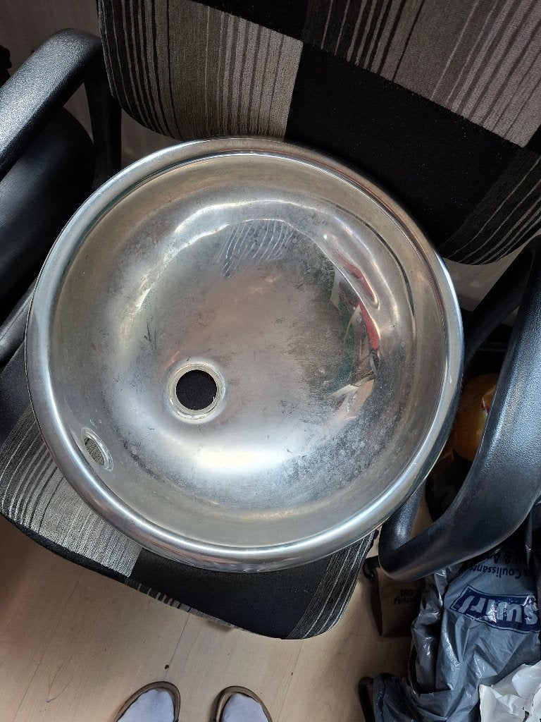 2 roestvrijstale wasbakken,1 gebruikt en 1 nieuw,39 cm boven, Ophalen of Verzenden
