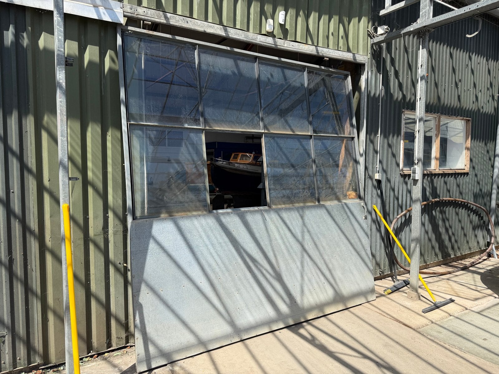 Grote Garagedeur/Schuifdeur met Glas en Metaal, Ophalen, Gebruikt, Garagedeur, Glas
