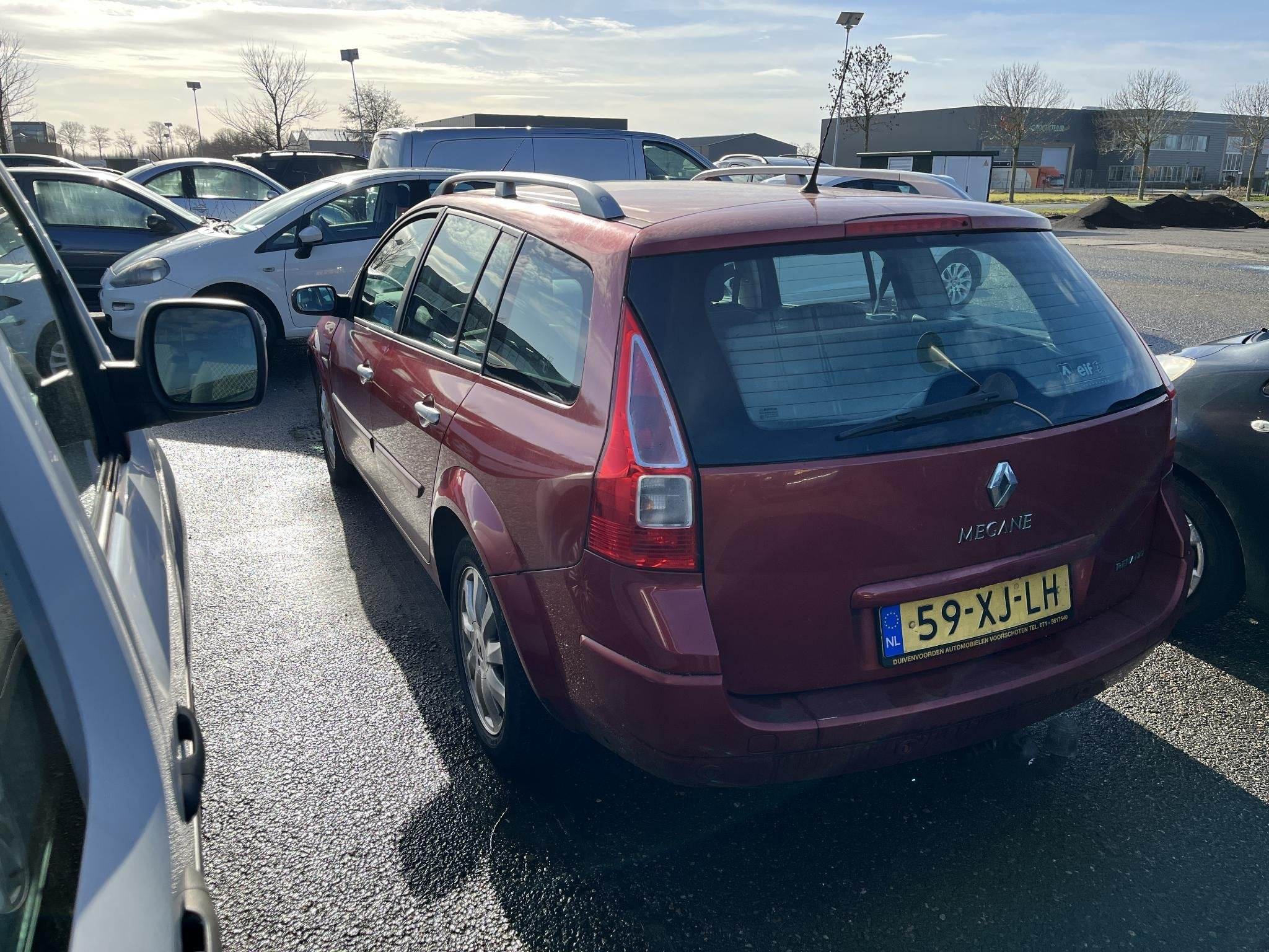 Renault Mégane Grand Tour 2.0-16V Tech Line EXPORT ONLY!, Auto's, Gebruikt, 4 cilinders, Origineel Nederlands, 1265 kg