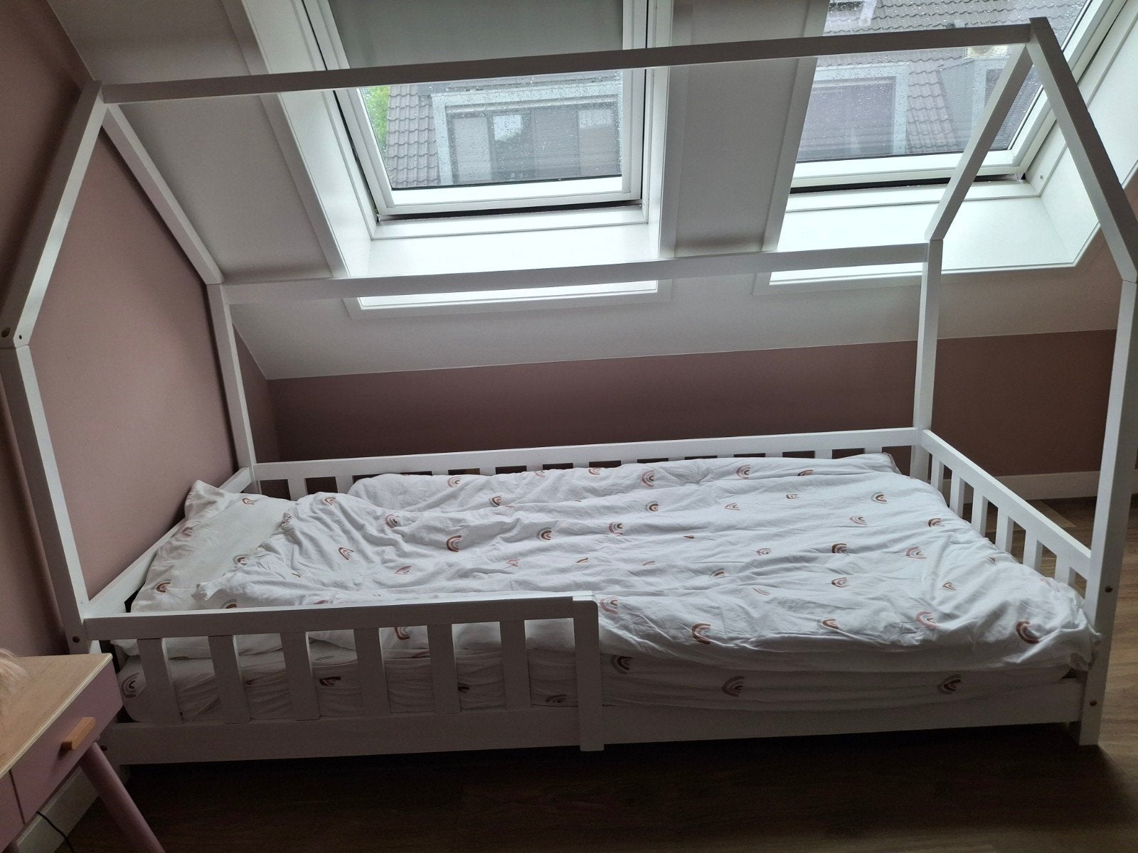 Grond bedhuisje, 85 tot 100 cm, Ophalen of Verzenden, Zo goed als nieuw, Minder dan 140 cm