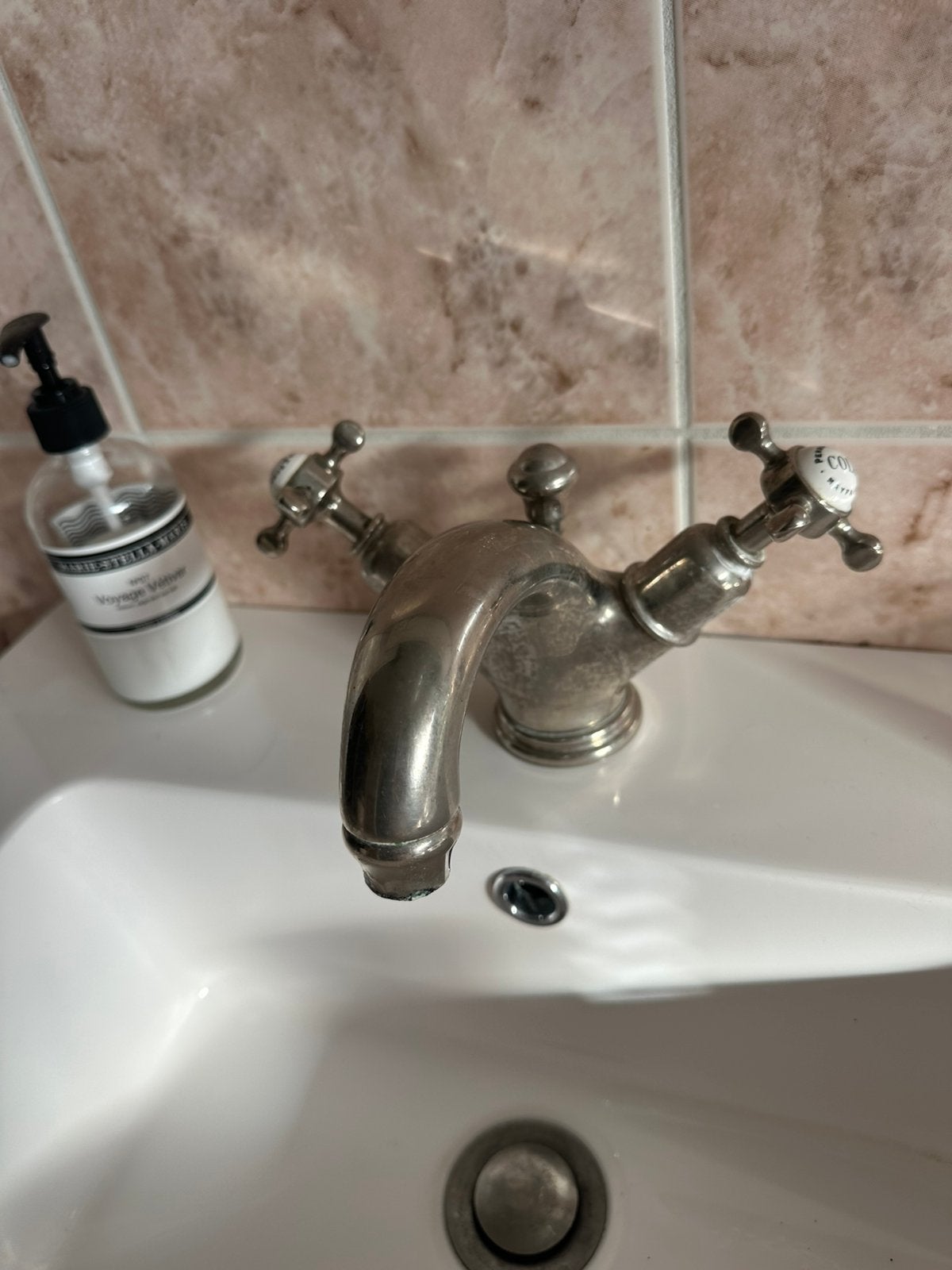 2 x Perrin & Rowe Victorian wastafelmengkraan kruisgrepen, Ophalen of Verzenden, Gebruikt, Kraan