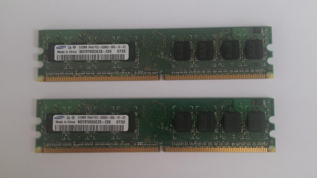 2x Samsung 512 MB DDR2 (PC2-5300U), Ophalen of Verzenden, DDR2, Desktop, Gebruikt